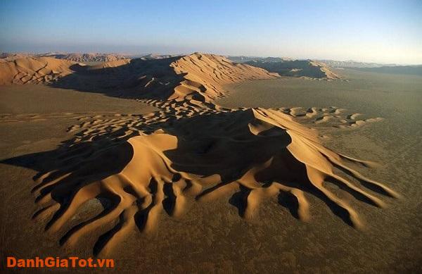 hoang mạc lớn nhất thế giới 7