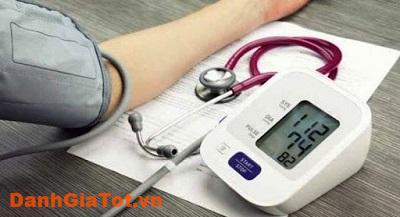 máy đo huyết áp 1