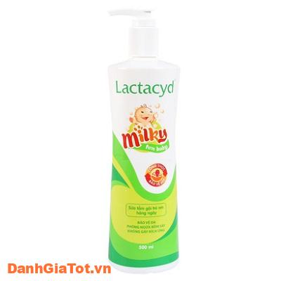 sữa tắm lactacyd 4
