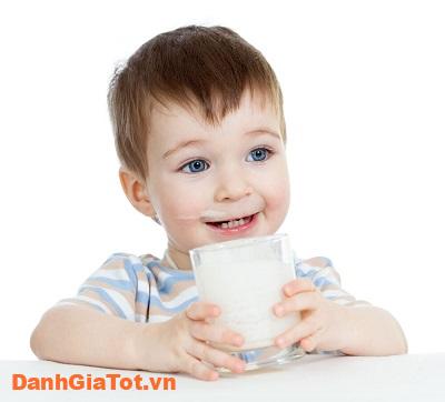 sữa tươi cho bé 1 tuổi 1