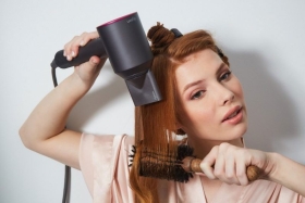 6 Cách chăm sóc tóc uốn, không bị khô, luôn đẹp ngay tại nhà