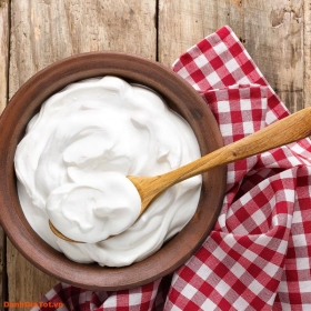 Cách làm sữa chua Hy Lạp thơm dẻo, chuẩn công thức đơn giản ngay tại nhà
