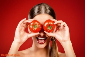 Top 5 cách làm mặt nạ cà chua giúp da trắng, đẹp tự nhiên