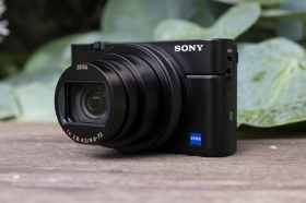 Top 6 máy ảnh Sony tốt và chuyên nghiệp nhất hiện nay