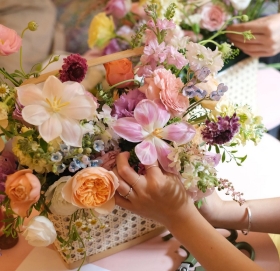 Top 10 Shop hoa tươi Hà Nội đẹp nổi tiếng, giá rẻ được yêu thích nhất