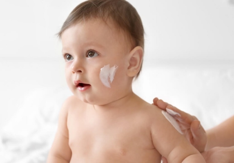 Top 6 kem dưỡng ẩm cho bé tốt và an toàn nhất hiện nay