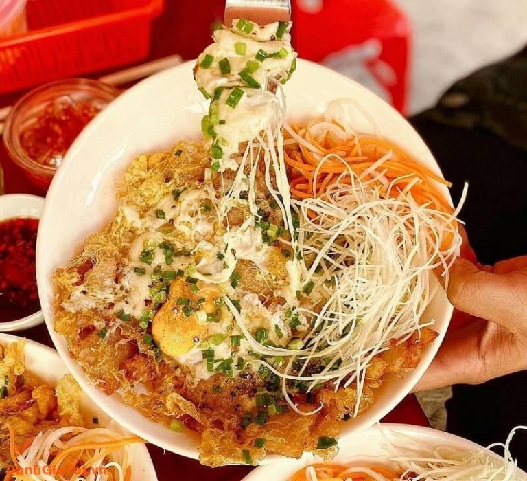 Top 10 món ăn vặt Sài Gòn giá rẻ cực nổi tiếng với giới trẻ
